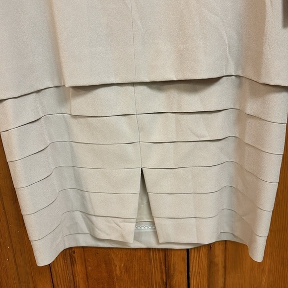 Ildi Marshall Beige Long-sleeved Longline Layered Bottom Dress Size 16 - Picture 5 of 11